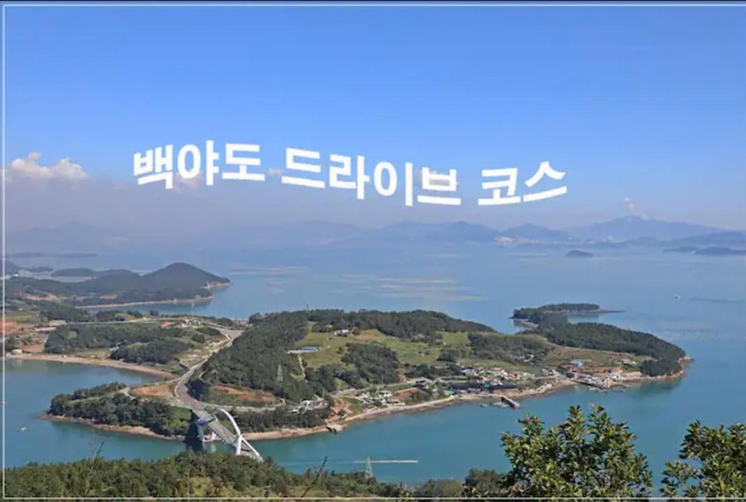 The Castle Ocean Suite Yeosu Exterior foto